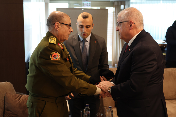 Libya askeri heyeti Ankara’da
