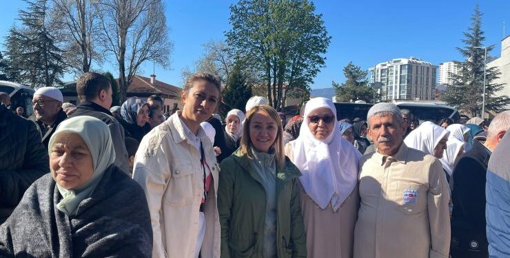 Bilecik’ten Kutsal Yolculuğa İlk Uğurlama: Gözyaşı, Dua ve Büyük Heyecan